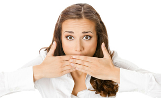 Неприятный запах изо рта: причины и способы лечения
