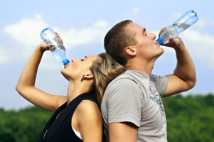 Полезно ли пить много воды?