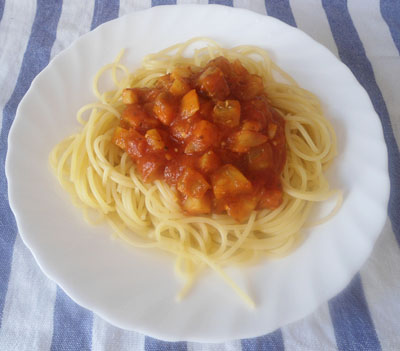 Рецепты вегетарианских блюд: спагетти с томатным соусом